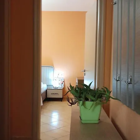 Lonas Apartament